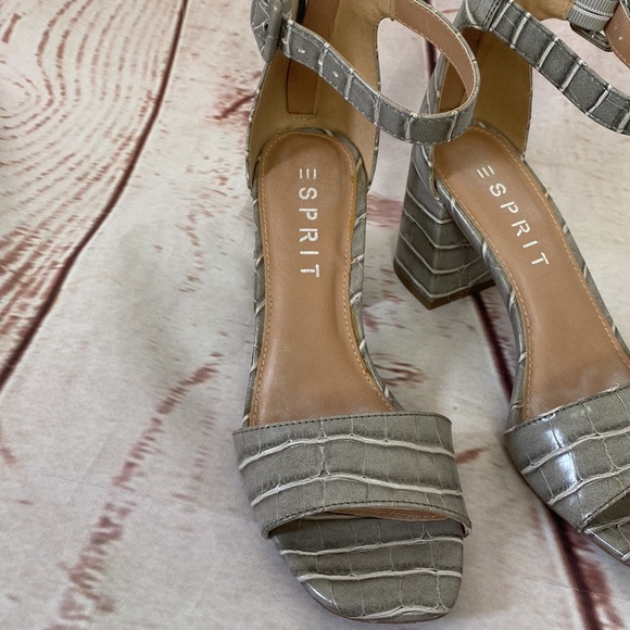 Esprit shoes - Picture 5 of 8